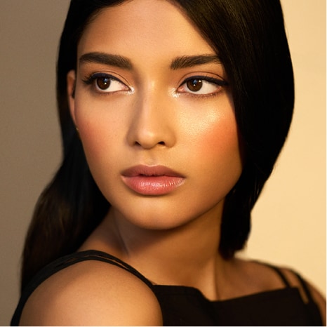 How To Blush Basics Natural vs Pop of Color Bobbi Brown Cosmetics
